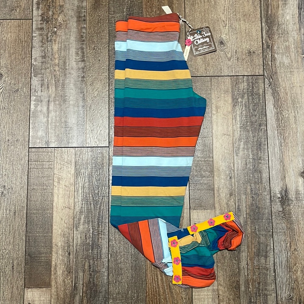Matilda Jane size 10 leggings.